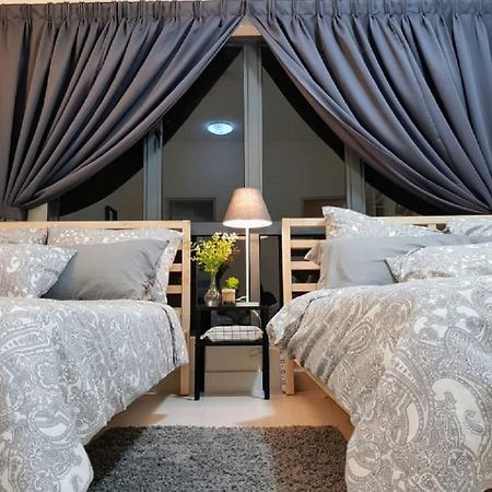 Puchong 8-12 Pax 5Min Lrt Cozy Apartment Ioi Mall Екстер'єр фото